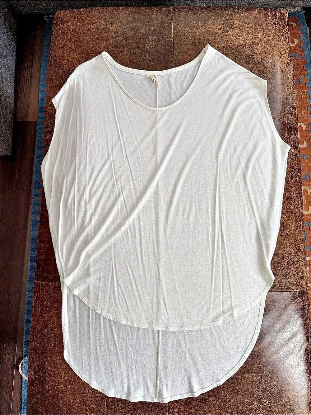 PURE GOOD Curved Hem high low Tank Top in White Size Medium
